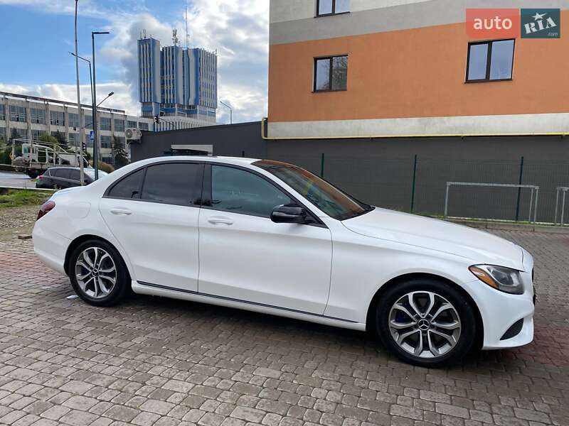 Седан Mercedes-Benz C-Class 2016 в Ивано-Франковске