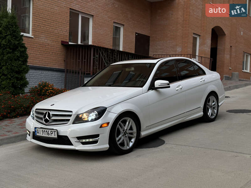 Седан Mercedes-Benz C-Class 2013 в 