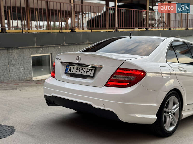 Седан Mercedes-Benz C-Class 2013 в Белой Церкви