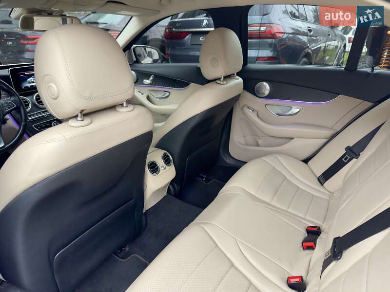 Седан Mercedes-Benz C-Class 2016 в Києві