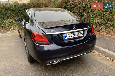 Седан Mercedes-Benz C-Class 2015 в 
