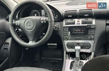 Седан Mercedes-Benz C-Class 2007 в 