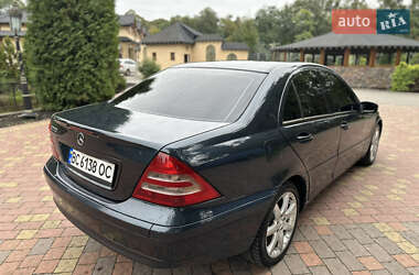 Седан Mercedes-Benz C-Class 2001 в 