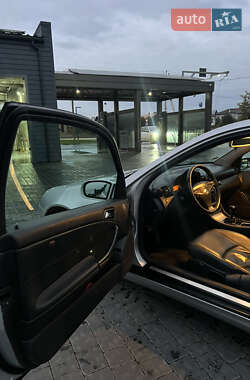 Купе Mercedes-Benz C-Class 2001 в 