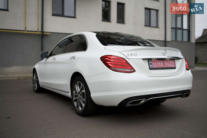 Седан Mercedes-Benz C-Class 2016 в Сарнах