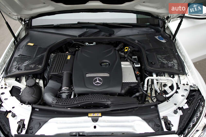 Седан Mercedes-Benz C-Class 2016 в Сарнах