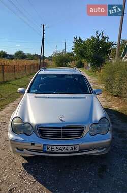 Универсал Mercedes-Benz C-Class 2002 в 