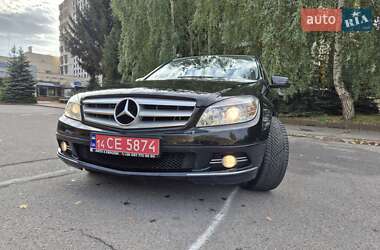 Седан Mercedes-Benz C-Class 2011 в 
