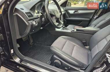 Седан Mercedes-Benz C-Class 2011 в 