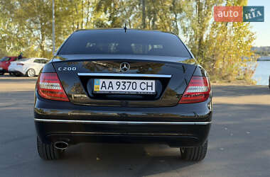 Седан Mercedes-Benz C-Class 2011 в 