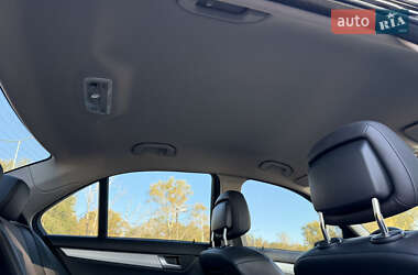 Седан Mercedes-Benz C-Class 2011 в 