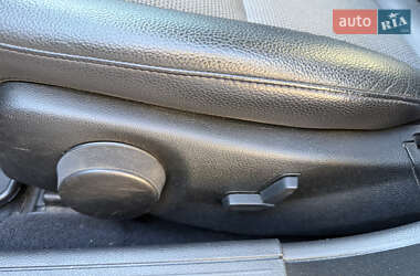 Седан Mercedes-Benz C-Class 2011 в 