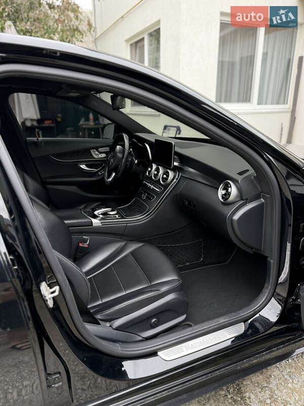 Седан Mercedes-Benz C-Class 2015 в Киеве
