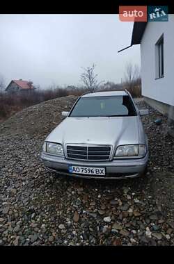 Универсал Mercedes-Benz C-Class 2000 в Ужгороде