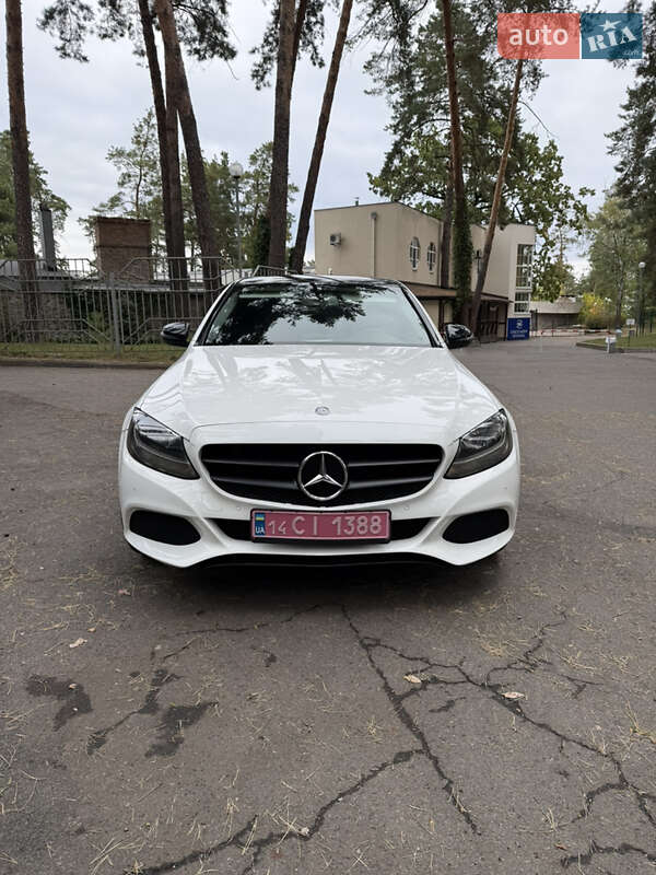 Седан Mercedes-Benz C-Class 2016 в Черкасах