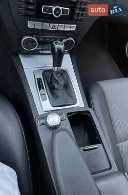 Седан Mercedes-Benz C-Class 2011 в 