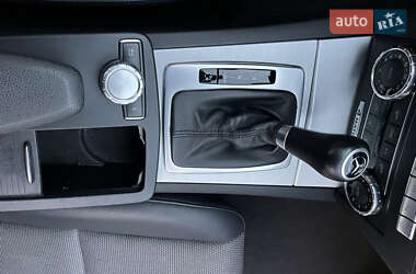 Седан Mercedes-Benz C-Class 2011 в 