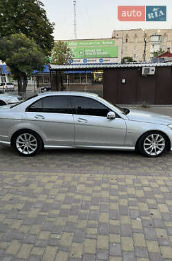 Седан Mercedes-Benz C-Class 2011 в 