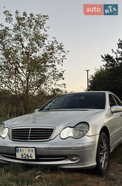 Седан Mercedes-Benz C-Class 2002 в Василькові