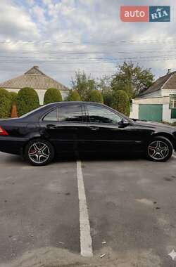 Седан Mercedes-Benz C-Class 2003 в 