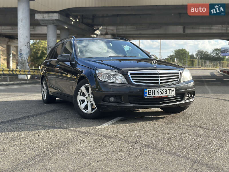 Универсал Mercedes-Benz C-Class 2009 в Одессе