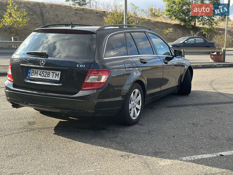 Универсал Mercedes-Benz C-Class 2009 в Одессе