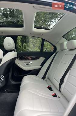 Седан Mercedes-Benz C-Class 2017 в 