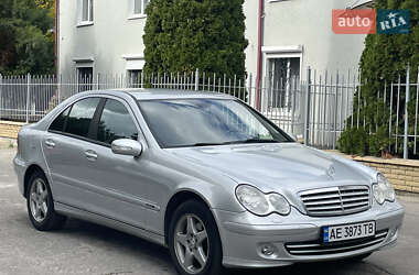 Седан Mercedes-Benz C-Class 2007 в Дніпрі