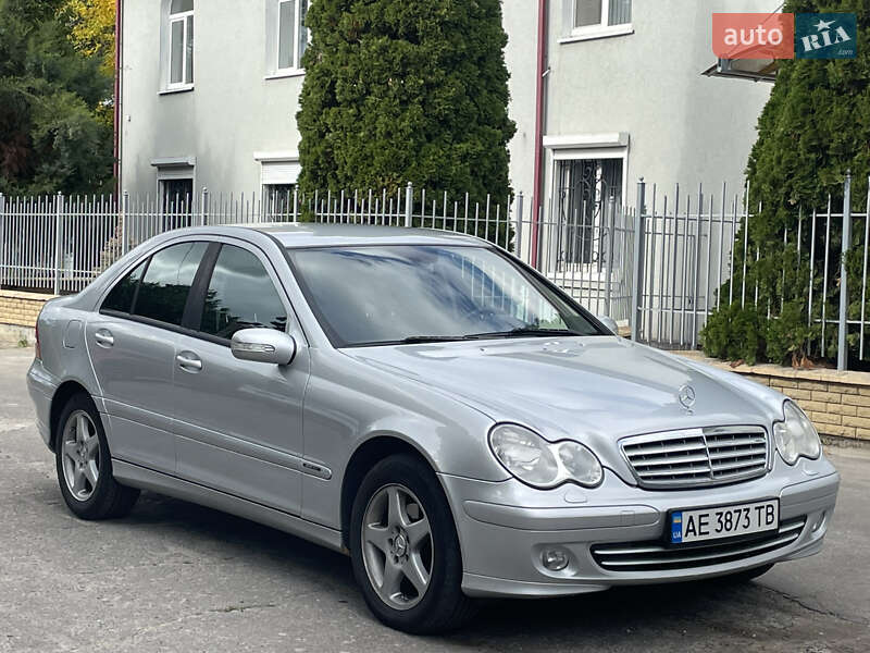 Mercedes-Benz C-Class 2007