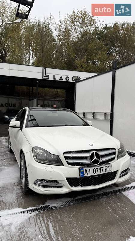 Купе Mercedes-Benz C-Class 2012 в Києві фото 2 Купе Mercedes-Benz C-Class 2012 в Києві
