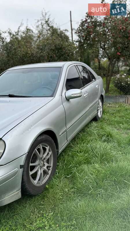 Седан Mercedes-Benz C-Class 2000 в Пустомытах