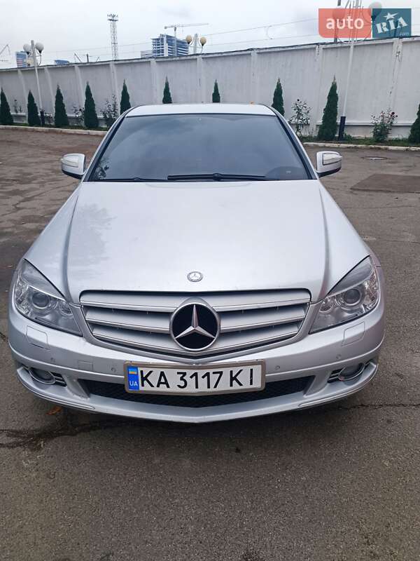 Седан Mercedes-Benz C-Class 2007 в 
