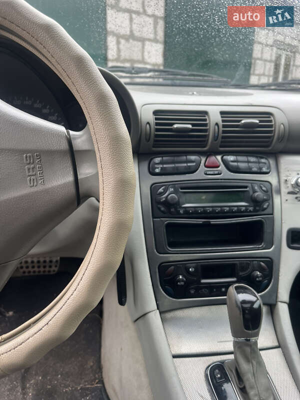 Купе Mercedes-Benz C-Class 2001 в Василькове фото 9 Купе Mercedes-Benz C-Class 2001 в Василькове