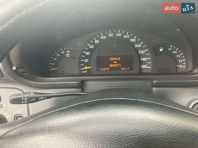 Універсал Mercedes-Benz C-Class 2003 в Києві фото 7 Універсал Mercedes-Benz C-Class 2003 в Києві
