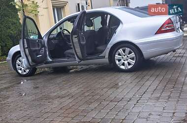 Седан Mercedes-Benz C-Class 2003 в 