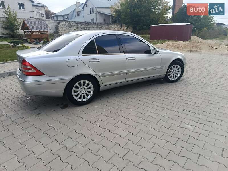 Седан Mercedes-Benz C-Class 2001 в Тернополе