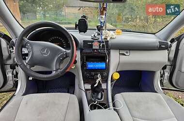 Седан Mercedes-Benz C-Class 2003 в 