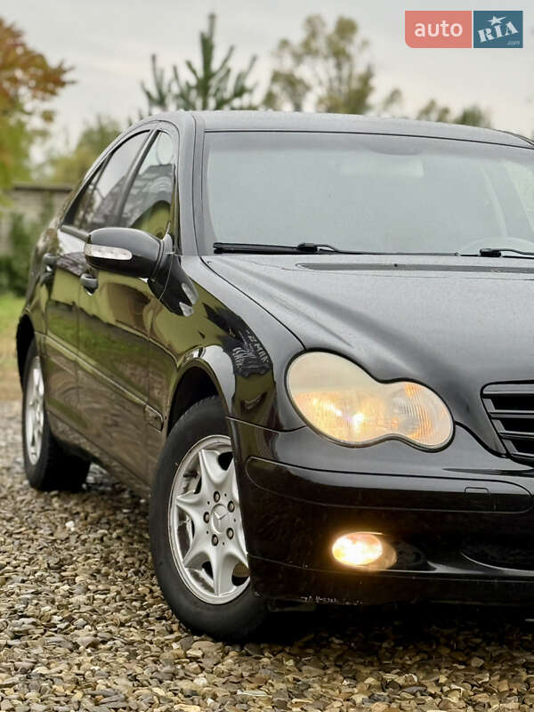 Седан Mercedes-Benz C-Class 2003 в Коломиї