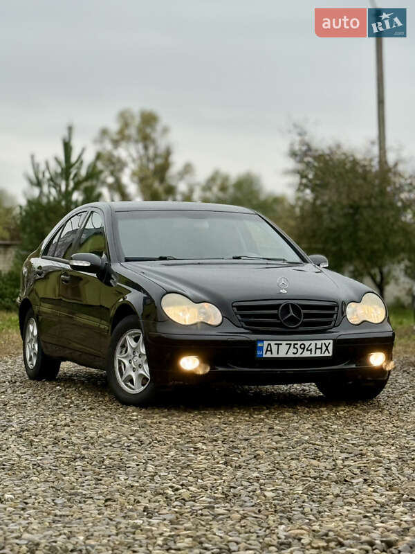 Седан Mercedes-Benz C-Class 2003 в Коломиї