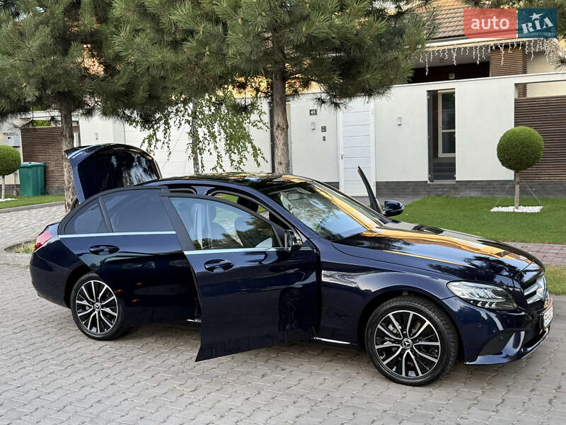 Седан Mercedes-Benz C-Class 2019 в Одессе