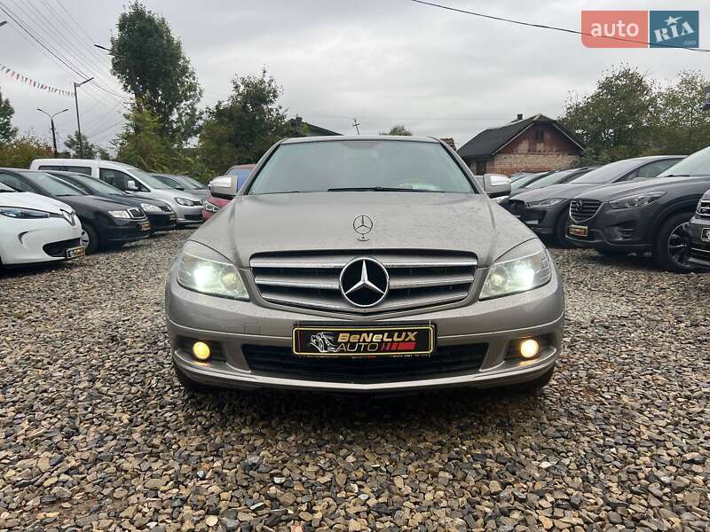 Седан Mercedes-Benz C-Class 2007 в Коломые