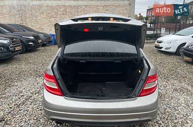 Седан Mercedes-Benz C-Class 2007 в 