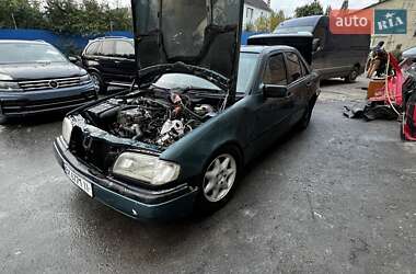 Седан Mercedes-Benz C-Class 1996 в Ровно
