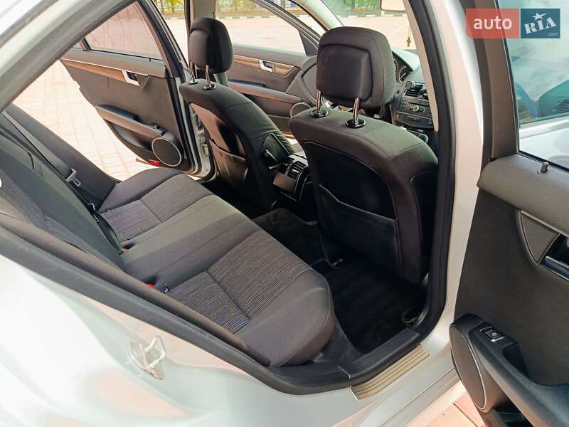 Седан Mercedes-Benz C-Class 2007 в Одессе