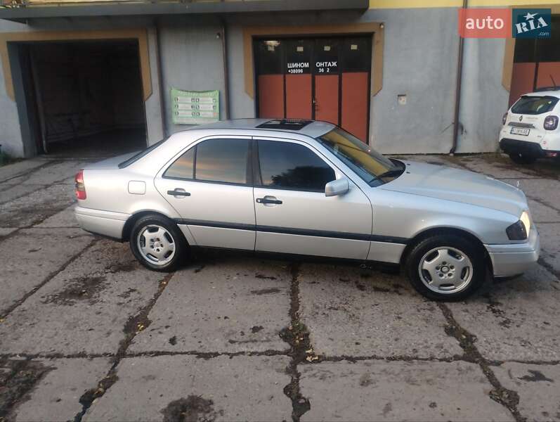 Седан Mercedes-Benz C-Class 1996 в Коломиї