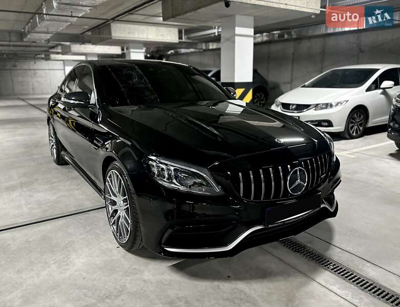 Седан Mercedes-Benz C-Class 2019 в Дніпрі