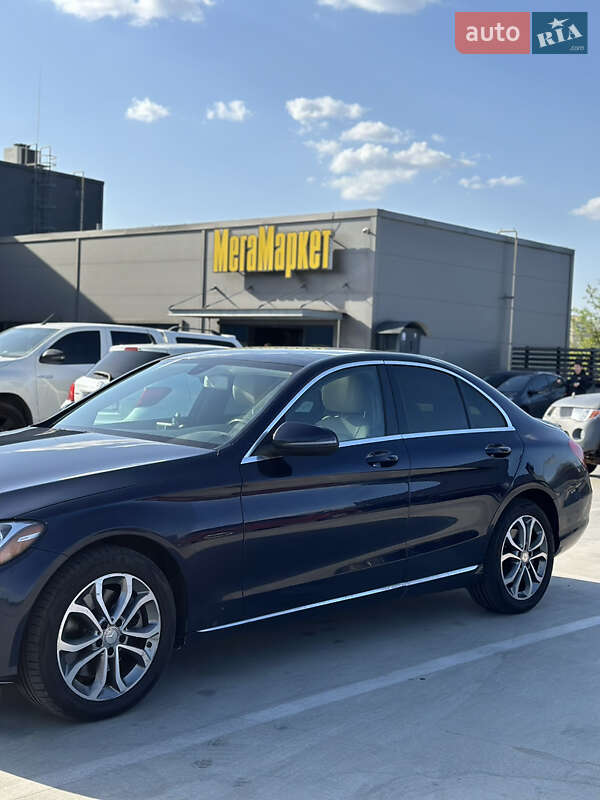Седан Mercedes-Benz C-Class 2015 в Киеве