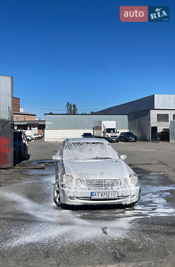 Седан Mercedes-Benz C-Class 2002 в 