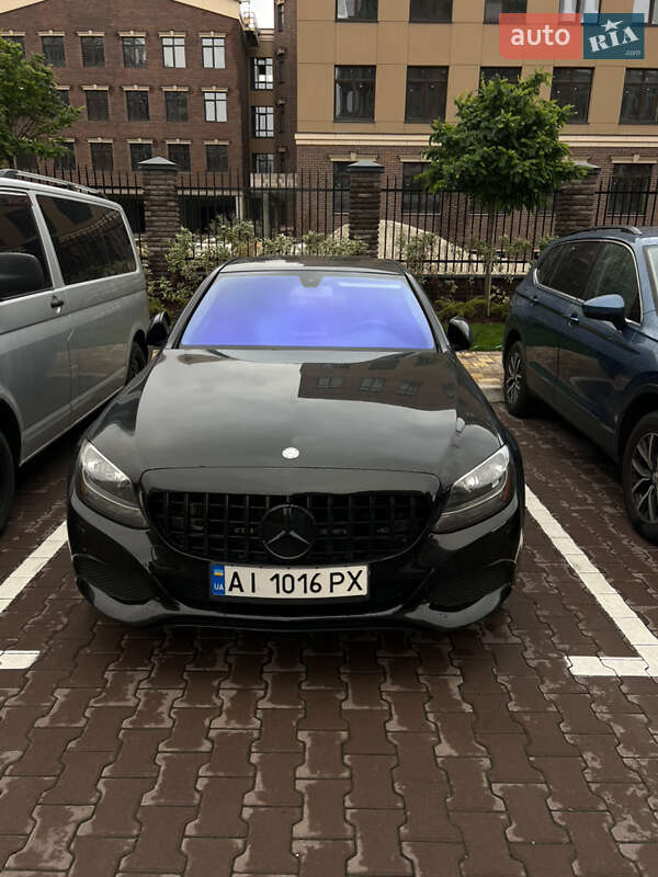 Седан Mercedes-Benz C-Class 2015 в 