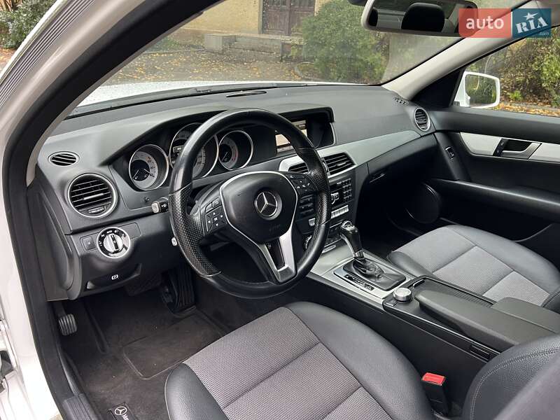 Седан Mercedes-Benz C-Class 2013 в Одесі